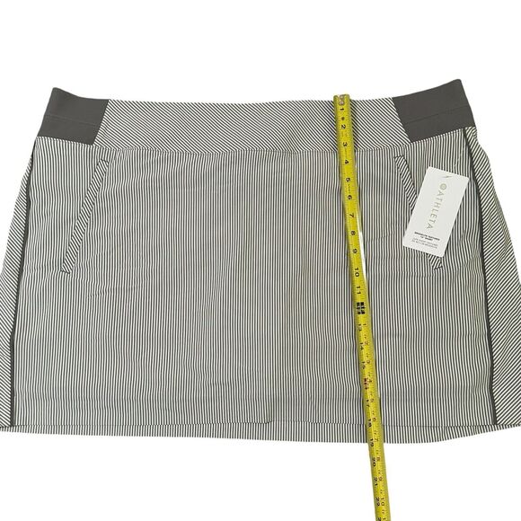 NWT Athleta Brooklyn‎ Textured 16" Skort Size 26 Gray Striped - Picture 4 of 7